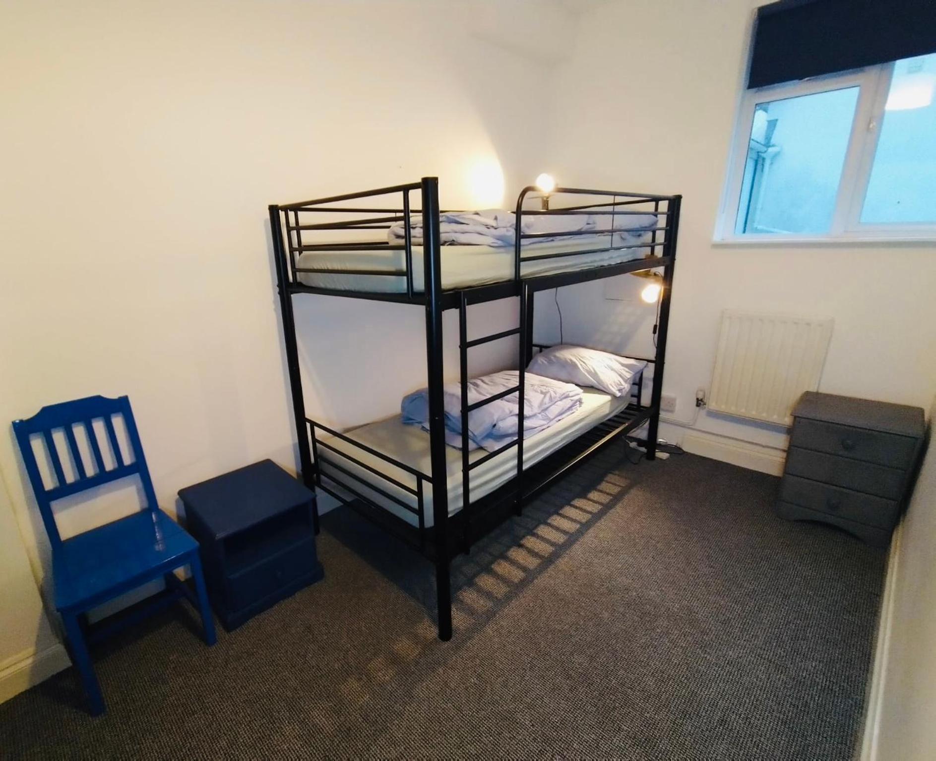 Ocean Backpackers Self-Catering Hostel 일프러컴 외부 사진